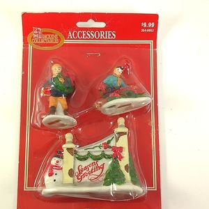 Vintage Dickens Collectables Seasons Greetings plus Two Figures Never Used